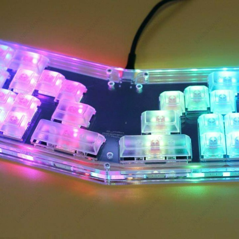 GD1 Hot Swappable Custom Mecha - đánh giá và giá Gaming Keyboard Hot Swappable