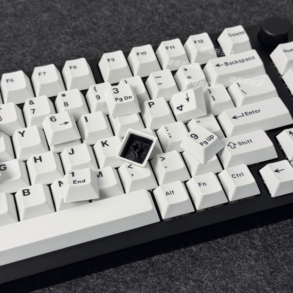 Minimalist Pure White Keycaps  - đánh giá và giá Gaming Keyboard Ergo